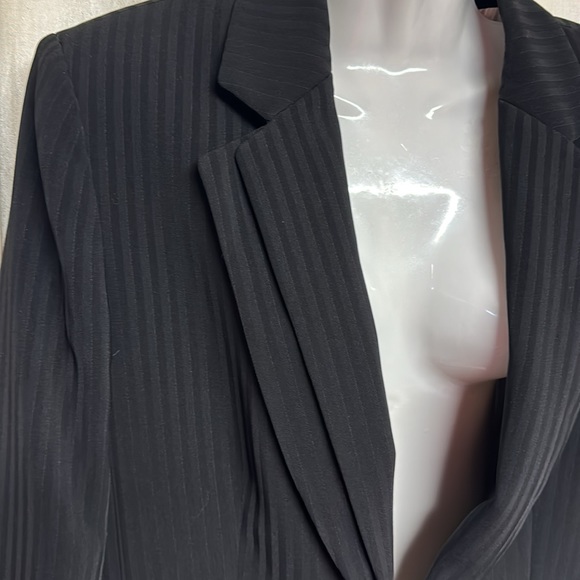 Tahari Black Pinstripe Blazer pants set - Picture 4 of 13